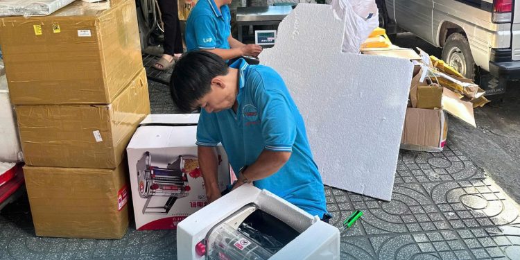 gửi máy ép mía đi Úc