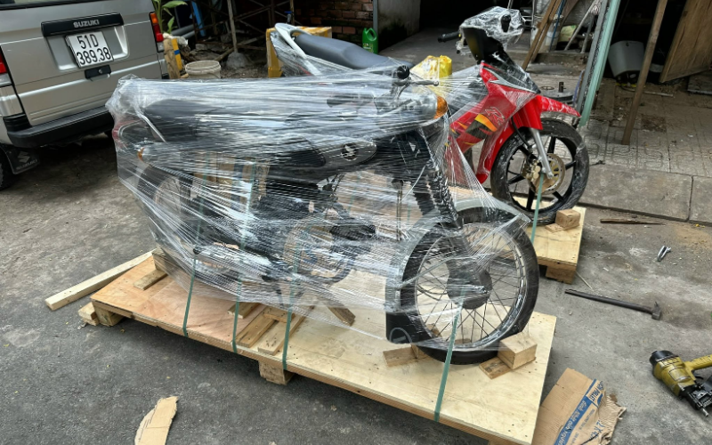 Gửi Phụ Tùng Xe Máy Đi Mỹ